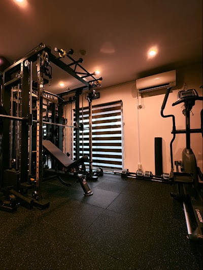 PLEASURE GYM 六本木