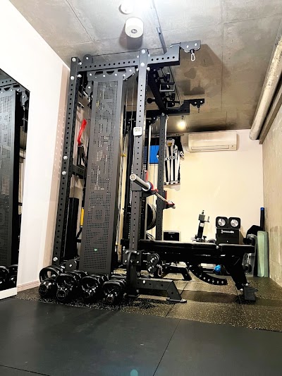 STUDIO KOMPAS 渋谷・南平台店