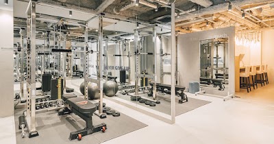 UNDEUX SUPERBODY 銀座スタジオ