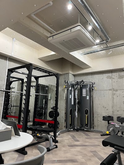 HABIT PERSONAL GYM 白金高輪店