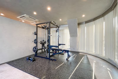 KARADA BESTA 学芸大学店