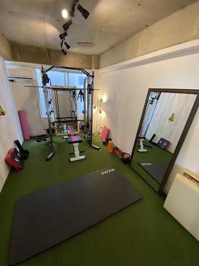 LiME パーソナルジム 神楽坂店