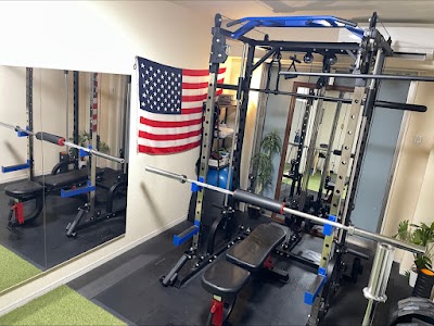 パーソナルジム MAHANA