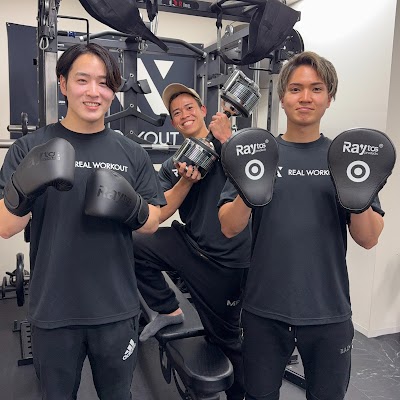 REAL WORKOUT 明大前店