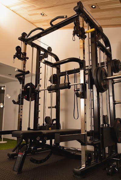 パレスパーソナルトレーニングジム 八幡山店