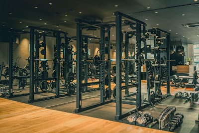 FITNESS GYM T.I.S 二子玉川店