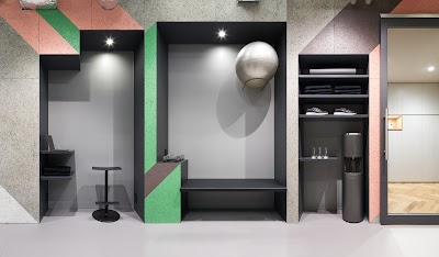 BODY DIRECTOR 平河町店