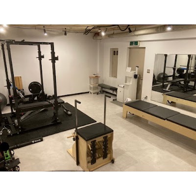 TRAINEES 日本橋スタジオ