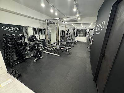 BEYOND 四谷三丁目新宿御苑店