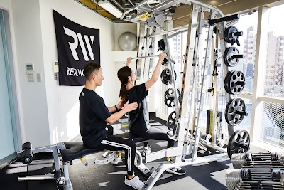 REAL WORKOUT 仙川店