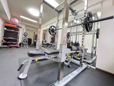 MIYAZAKI GYM 新宿2号店