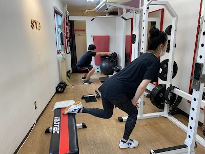 STB OGIKUBO 荻窪パーソナルトレーニングフロア