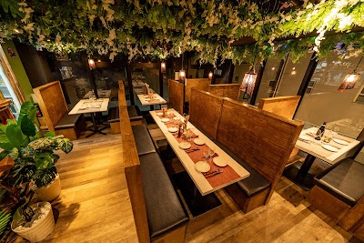 BEYOND 三軒茶屋店