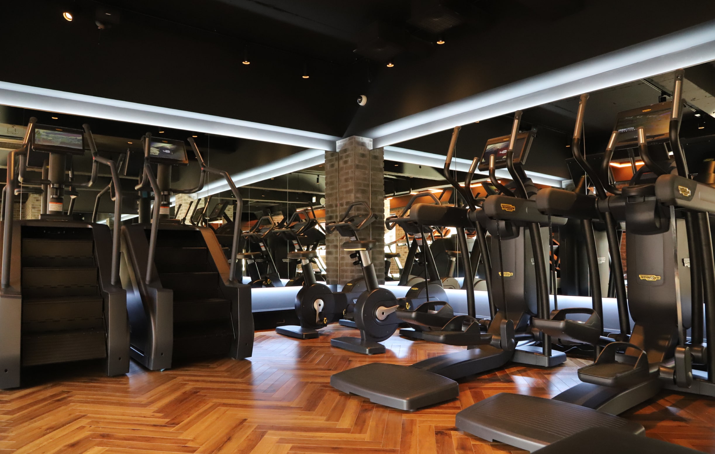 URBAN FIT24 長堀橋店