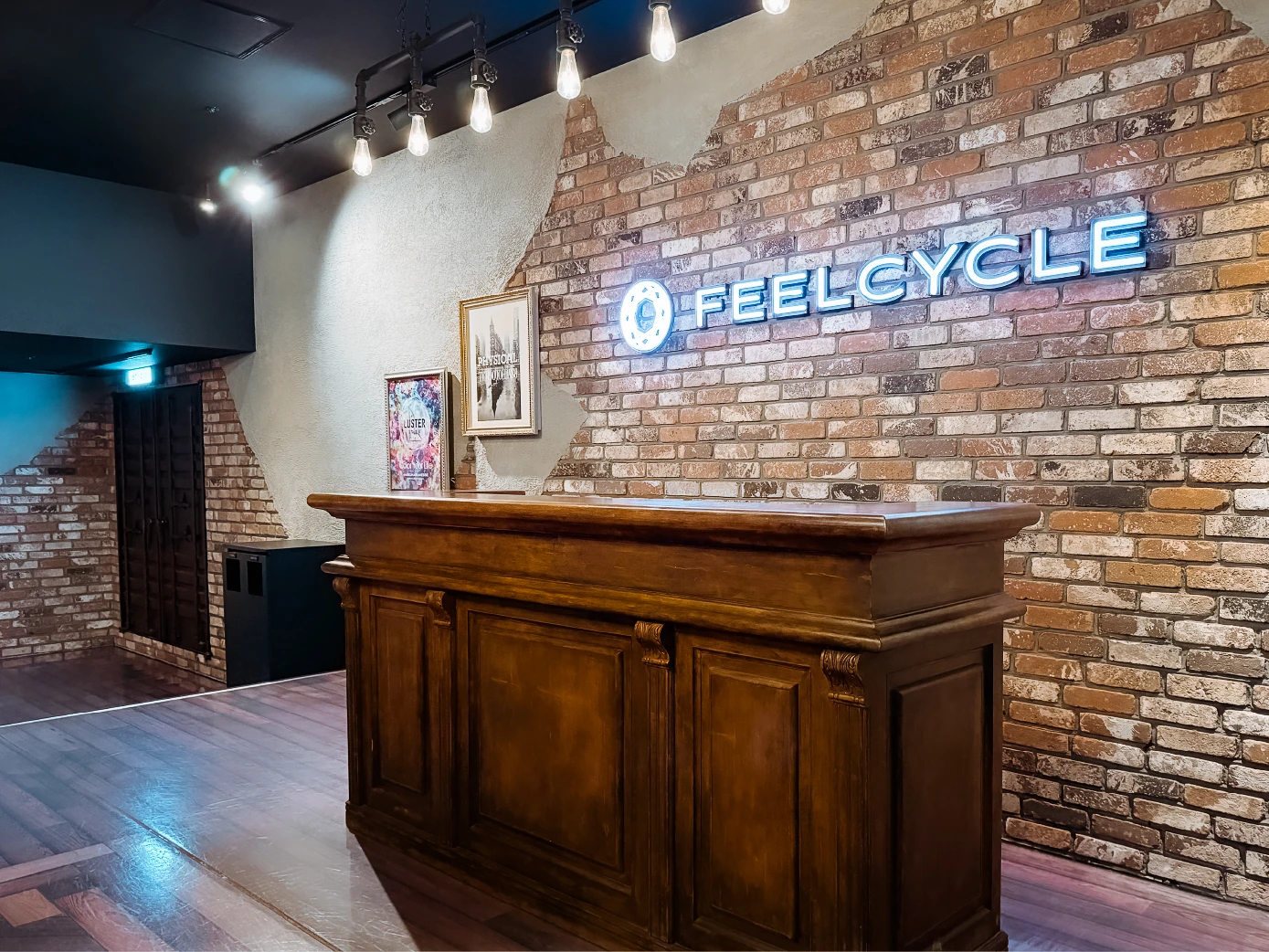 FEELCYCLE 大阪京橋
