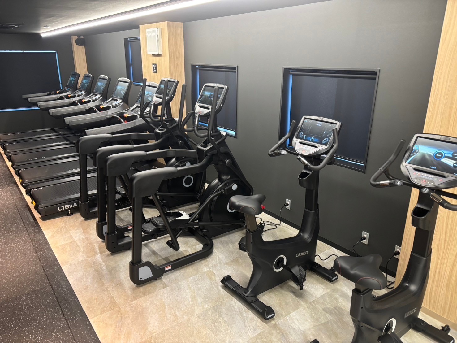 FIT PLACE24 南森町店