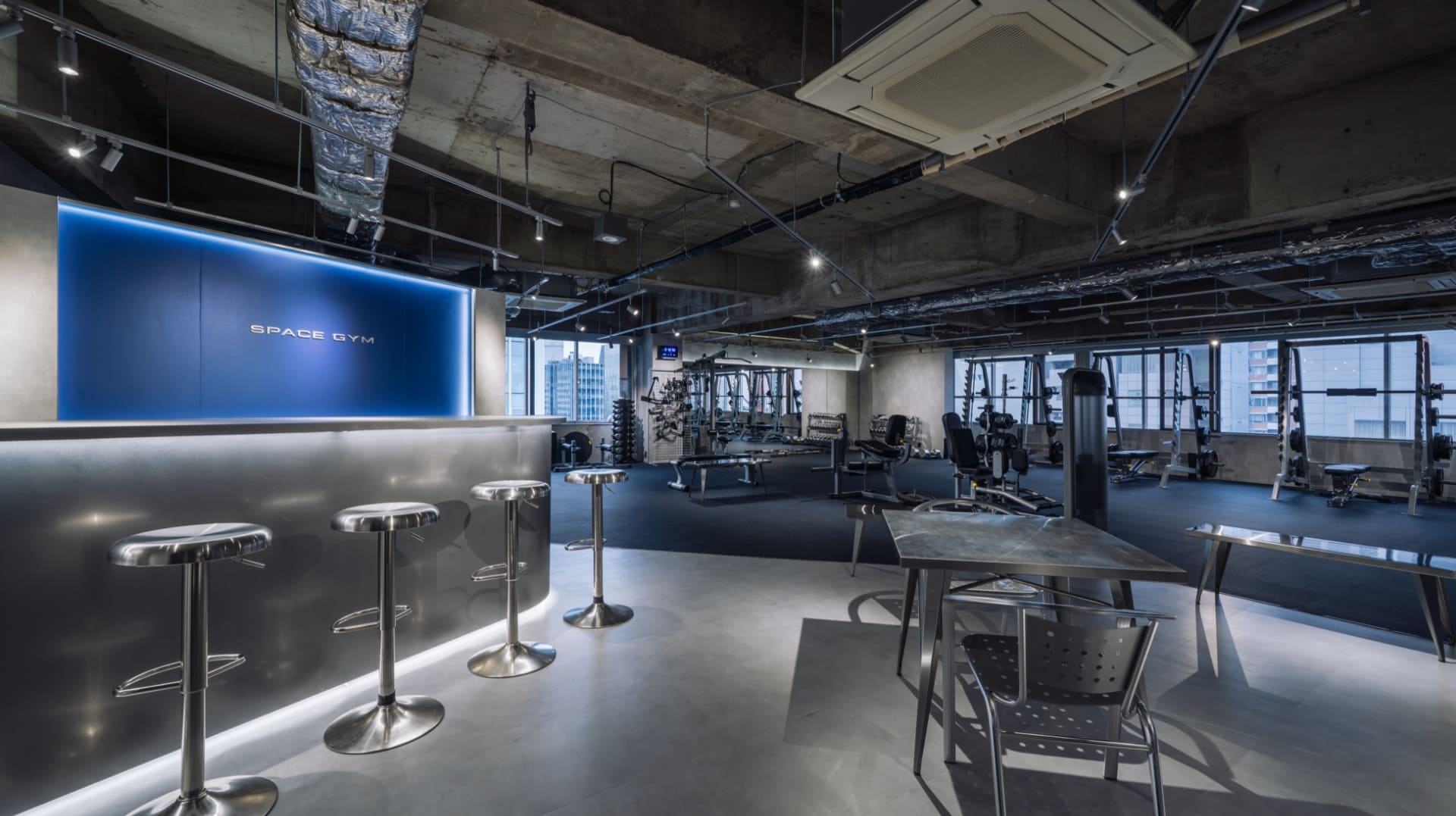 GYMS（ジムズ）阪急梅田店