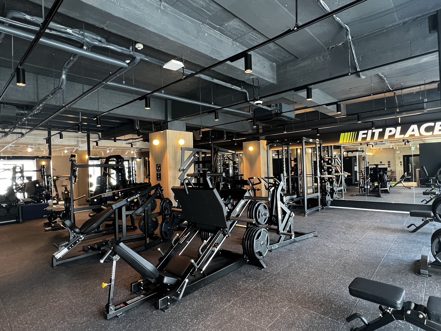 FIT PLACE24 寺田町店