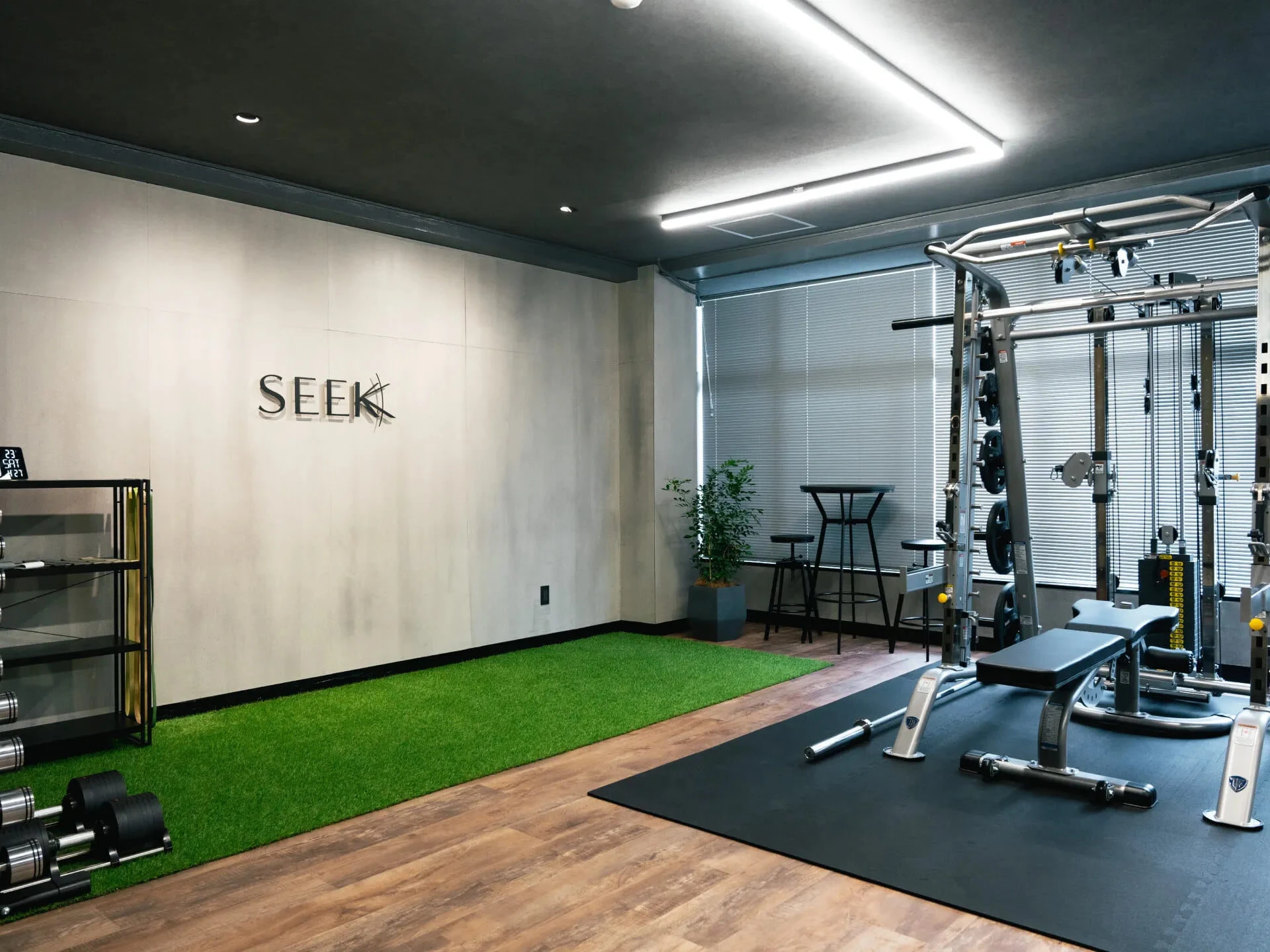 Dee GYM 天王寺店