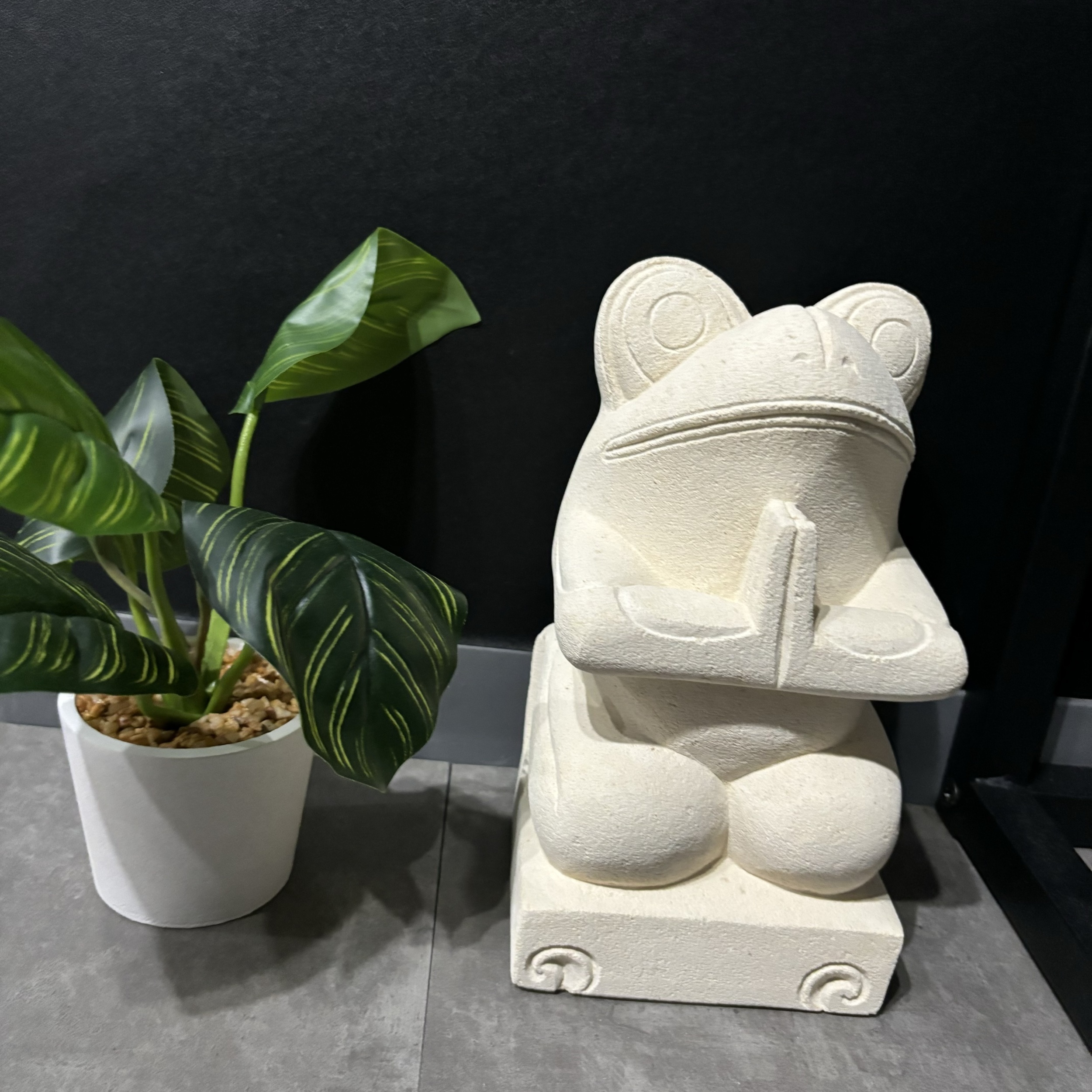 初心者様特化パーソナルジム FROG GYM