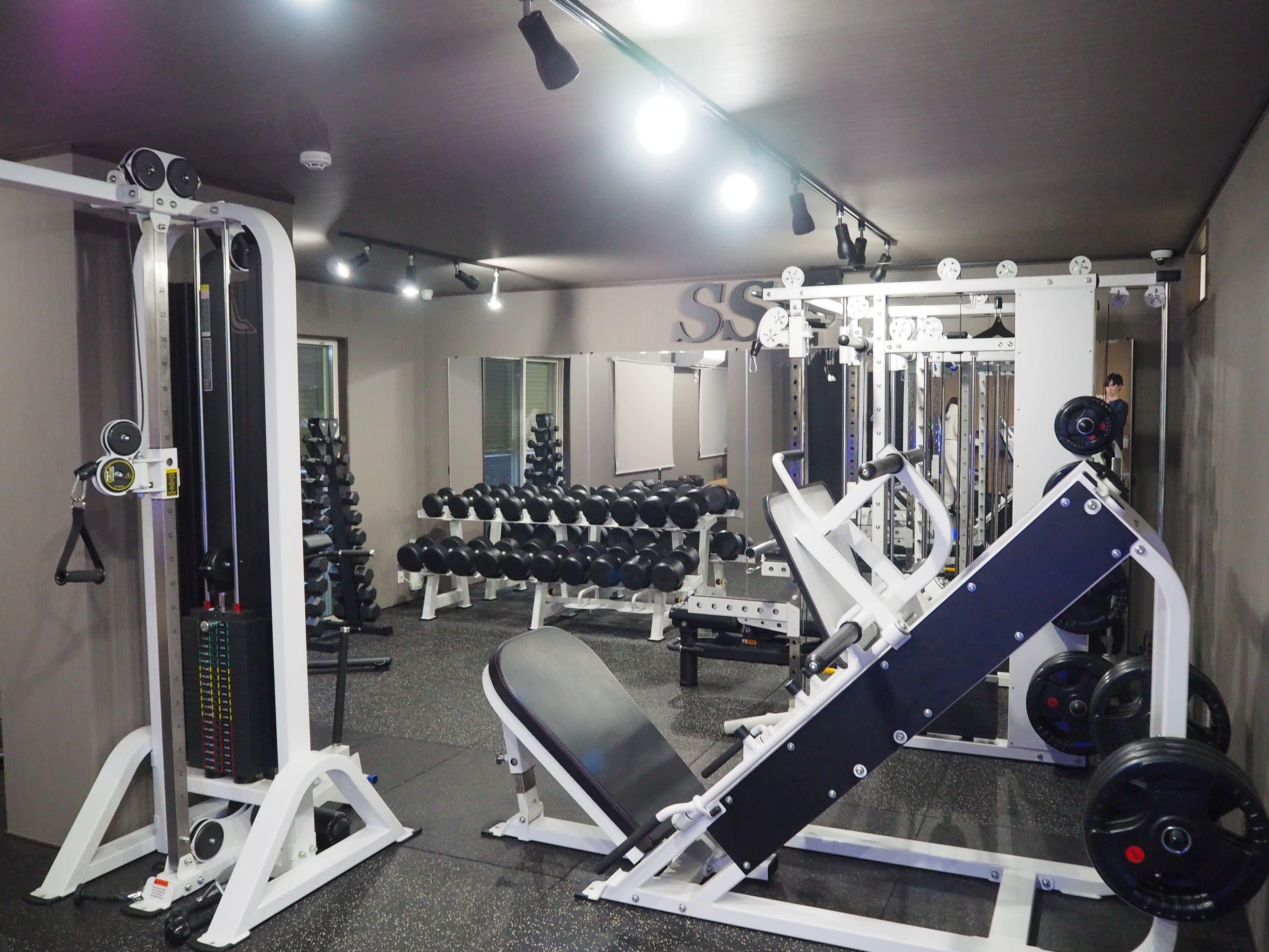 SS.GYM パーソナルジム