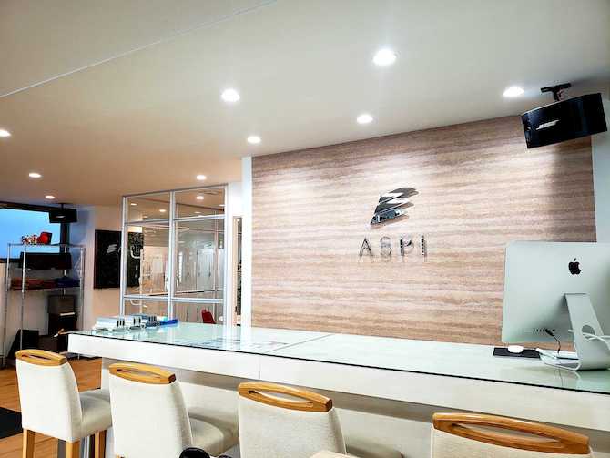 ASPI 横浜東口店