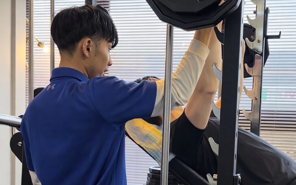 パーソナルジムREAR 新大阪店
