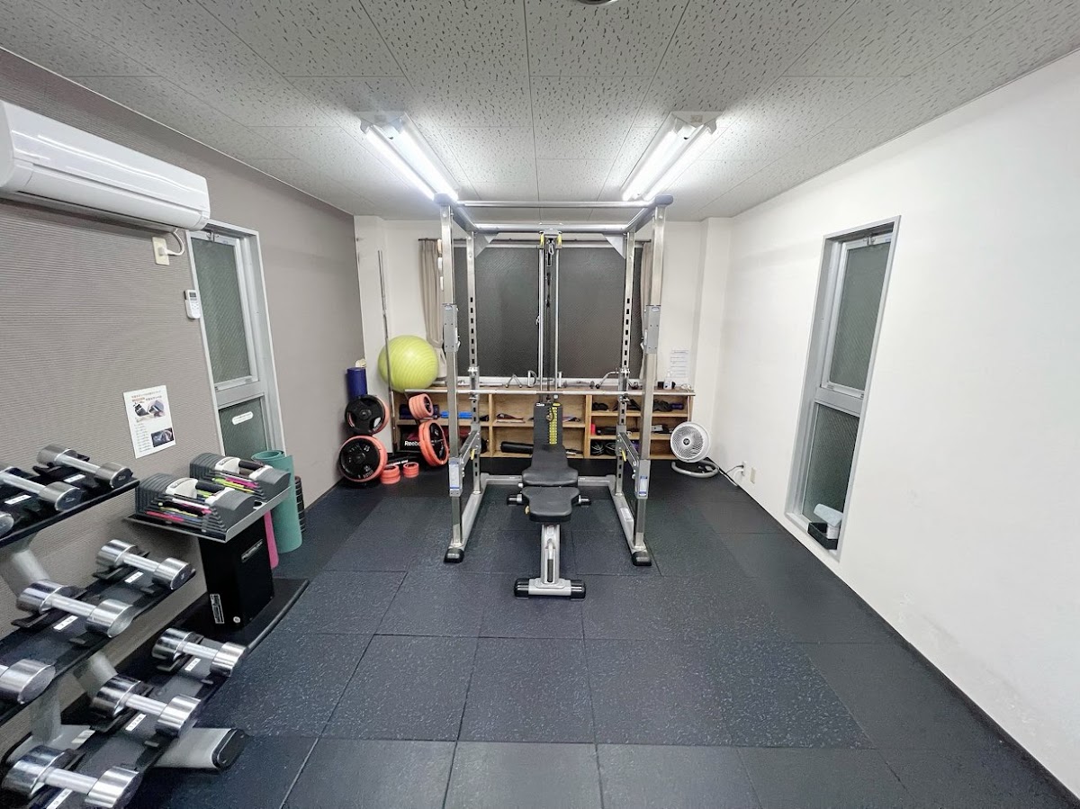 Light Fitness 京橋