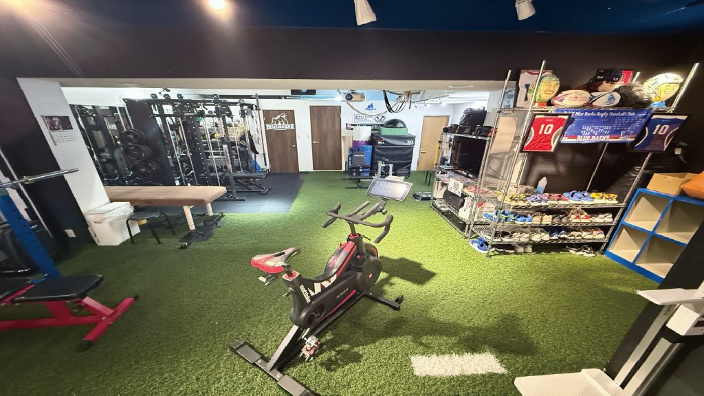 BLUE BACKS GYM