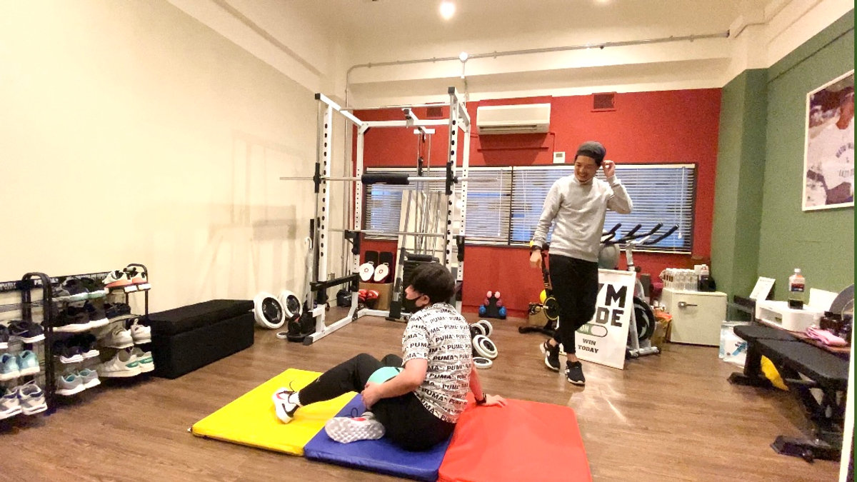 REACH STUDIO 梅田中崎町店
